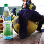 wasserflasche_helm_verschmutzt
