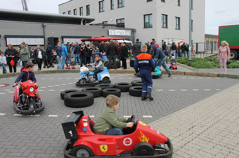 bst18_vly_hof_miniscooter_parcours
