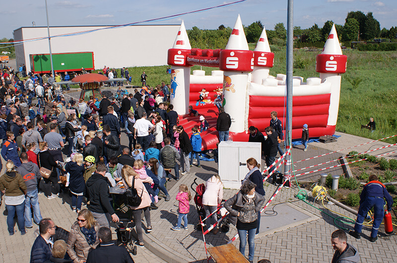 bst18_vly_hof_huepfburg