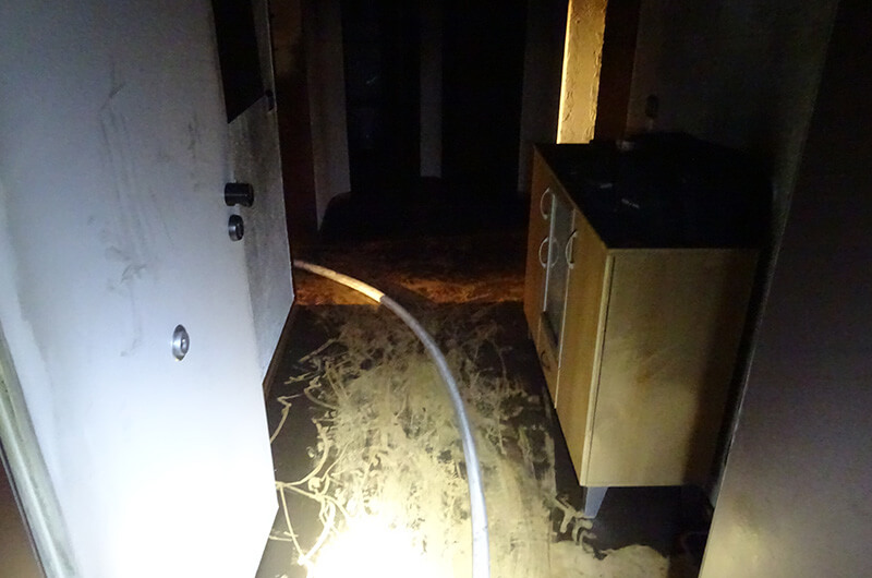 ez_2005_18_0006_DSC01137 ez_hochstr_c_schlauch_flur_wohng