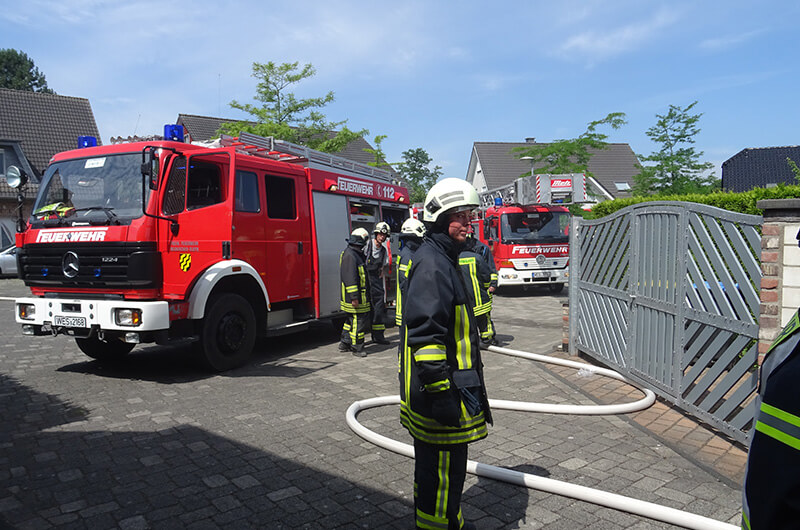 110618_hlf20_dlk_wehrmaenner