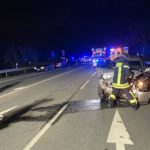 Motorhaube wird geöffnet